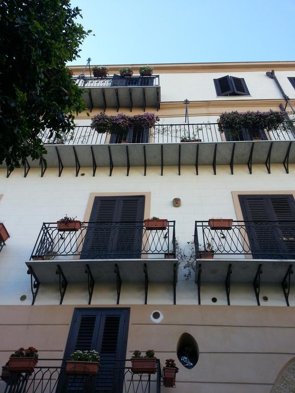 B&B Casa Degli Artisti Palermo Buitenkant foto
